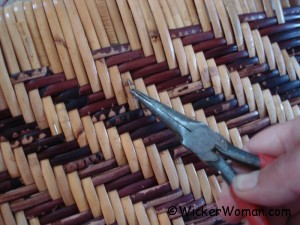 pull-staples-wide-binding-cane