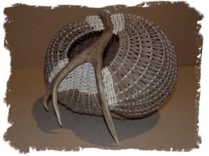 All Closed Up Antler Basket