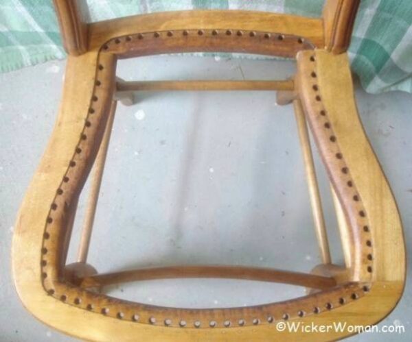 hole-to-hole-cane-horseshoe-frame