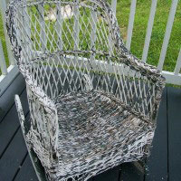 wicker rocker that needs painting