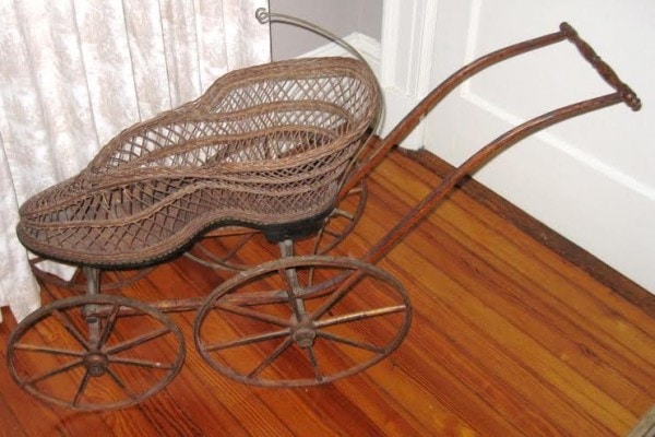 Victorian shoe shaped motif wicker carriage